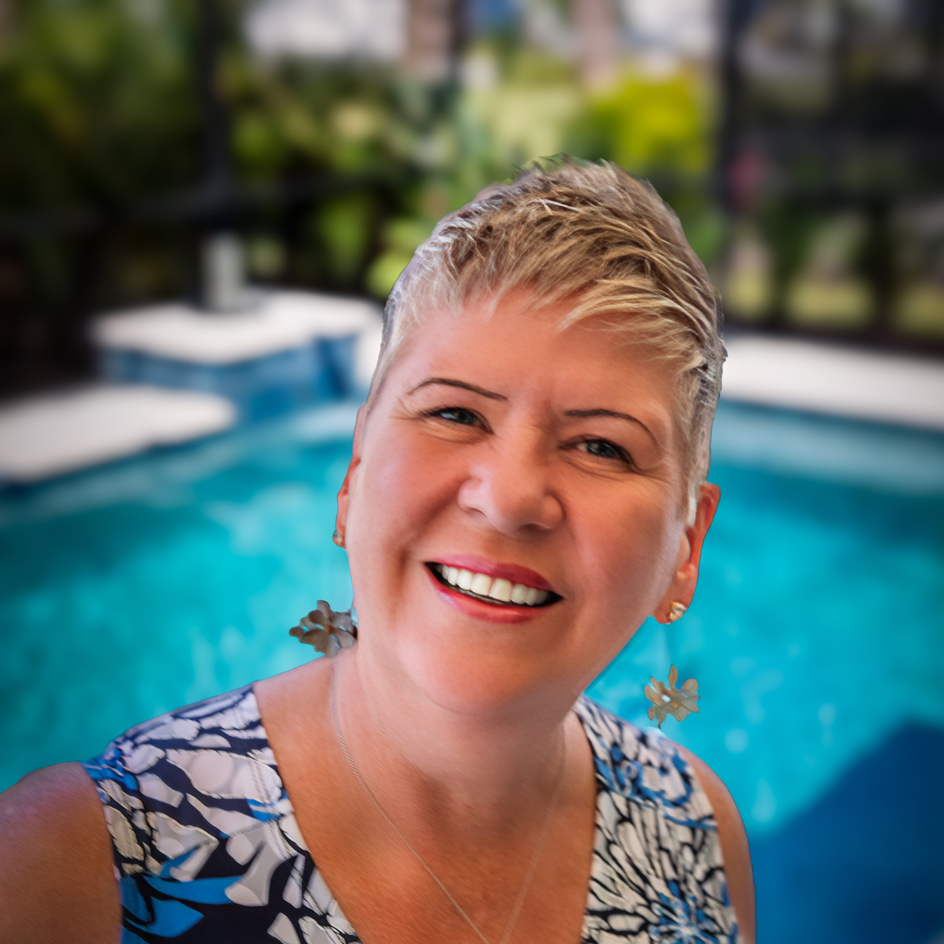 Sandra, Realtor, Kelley Sarantis Team Latitude Margaritaville Daytona Beach Florida